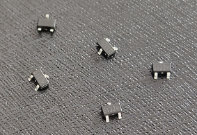 megntek麦歌恩微电子MT6132全极霍尔元件开关